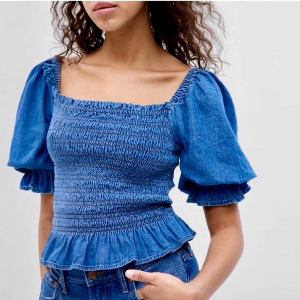 GAP Shirt Denim Blue Smocked M